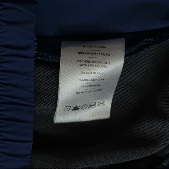 Rhone Running Shorts Mens Size M Unlined Athletic Gym Stretch Navy Blue - Picture 5 of 5